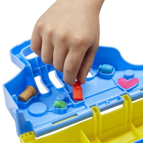 PLAY-DOH Zestaw WIZYTA U WETERYNARZA Ciastolina HASBRO F3639