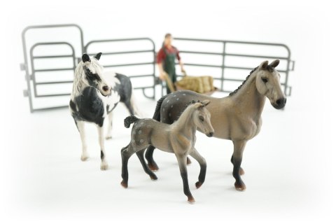 Zestaw JOLLY HORSES Koń Pinto Mare i Koń Grey ze źrebakiem Figurka + akcesoria PIROX JHPPVB1