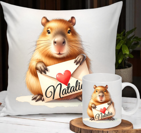 ZESTAW KUBEK I PODUSZKA CAPIBARA KAPIBARA PREZENT + IMIĘ wz6 Natalia