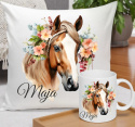 ZESTAW KUBEK I PODUSZKA KOŃ KONIE - PREZENT DLA JEŹDŹCA + IMIĘ wz12 Maja