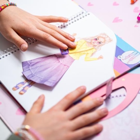 Zestaw Kreatywny TOP MODEL COLLAGE BOOK Dress Me Up