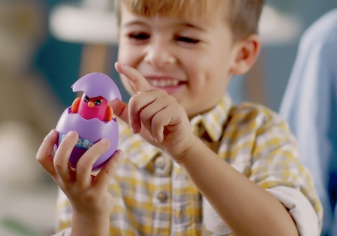 Interaktywne jajka EGG A BOO Zestaw 2 Niespodzianki Figurki dźwięki Figurka