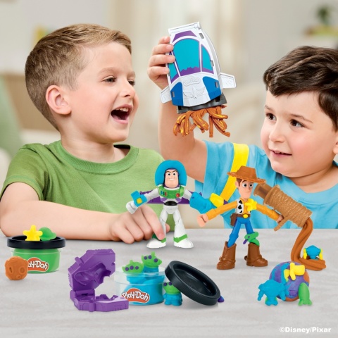Play-Doh TOY STORY kosmiczne kreacje ciastolina 5 kolorów statek figurki